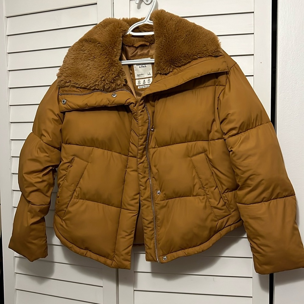 Abercrombie mini puffer